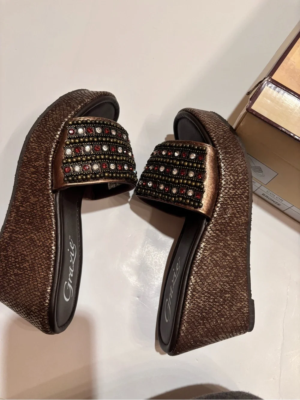 Grazie embellished slide